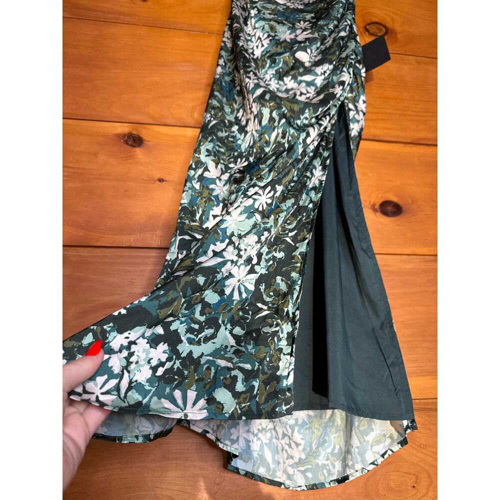 NWT Lulus Truest Romance Green Floral Print Sleeveless Ruched Midi Dress Size S - Picture 4 of 9